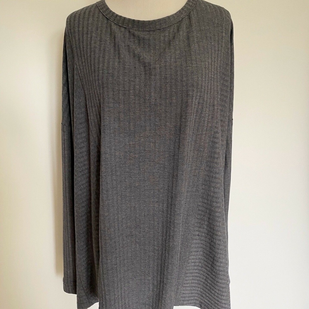 PLUS WEEKEND BLUE LONG SLEEVE KNIT TONE/TONE TEE